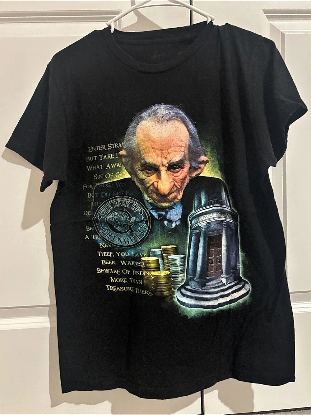 Vintage Universal Orlando Wizarding World of Harry Potter shirt